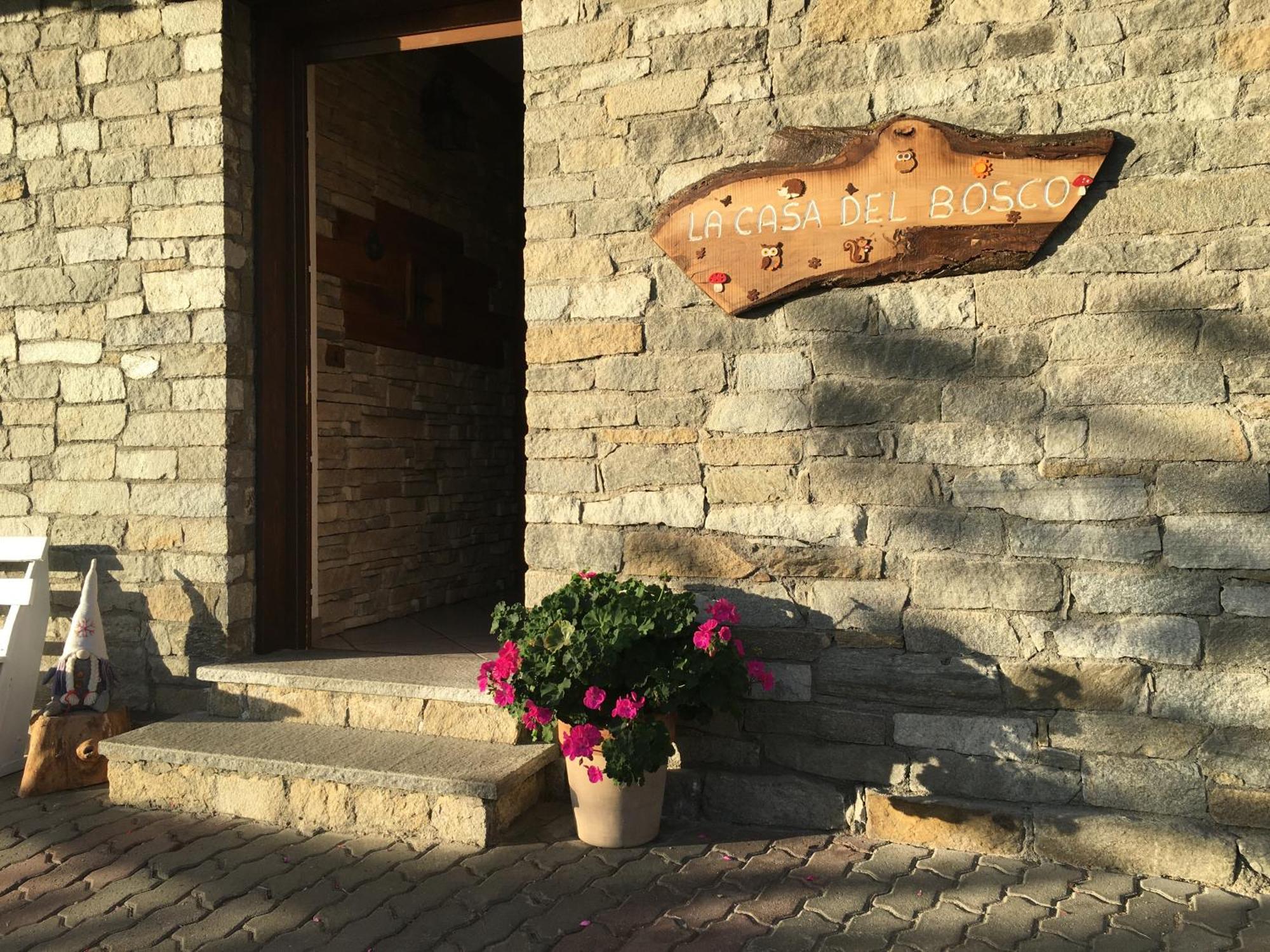 דירות אאוסטה La Casa Del Bosco מראה חיצוני תמונה
